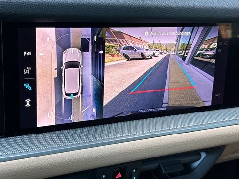New 2026 Porsche Cayenne E-Hybrid AWD/4WD image 24