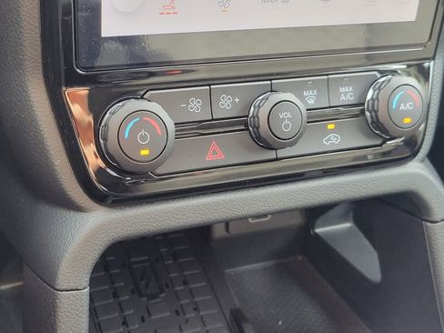 New 2025 Ford Ranger XLT image 18