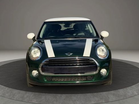 Used 2017 MINI Cooper 2-Door Hardtop image 8