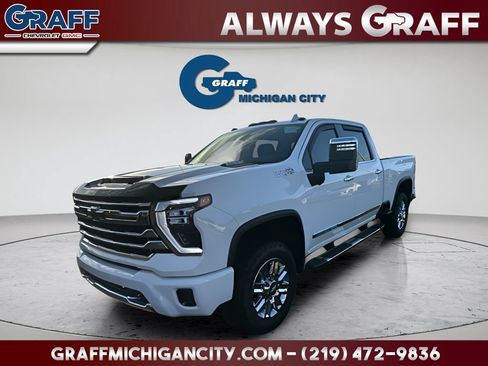Used 2024 Chevrolet Silverado 2500 High Country AWD/4WD image 1