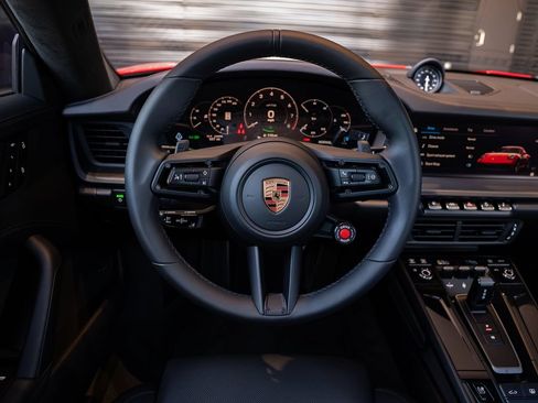 Certified 2026 Porsche 911 Carrera GTS RWD image 25