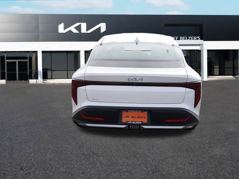 New 2026 Kia K4 EX image 4