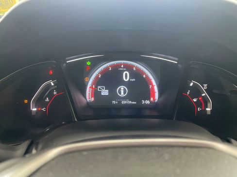 Used 2018 Honda Civic Sport Touring image 13