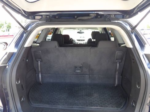 Used 2015 Chevrolet Traverse LT w/ Style and Technology Package AWD/4WD image 10