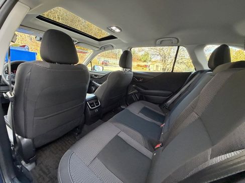 Used 2024 Subaru Outback Premium image 11