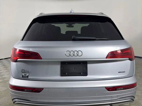 Used 2021 Audi Q5 2.0T Premium w/ Convenience Package AWD/4WD image 5
