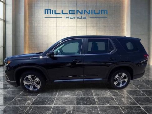 Used 2025 Honda Pilot EX-L image 38