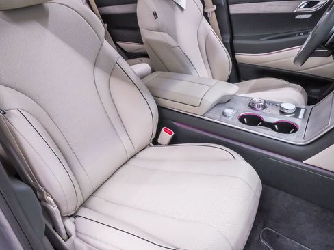 Certified 2026 Genesis GV80 3.5T Advanced image 16