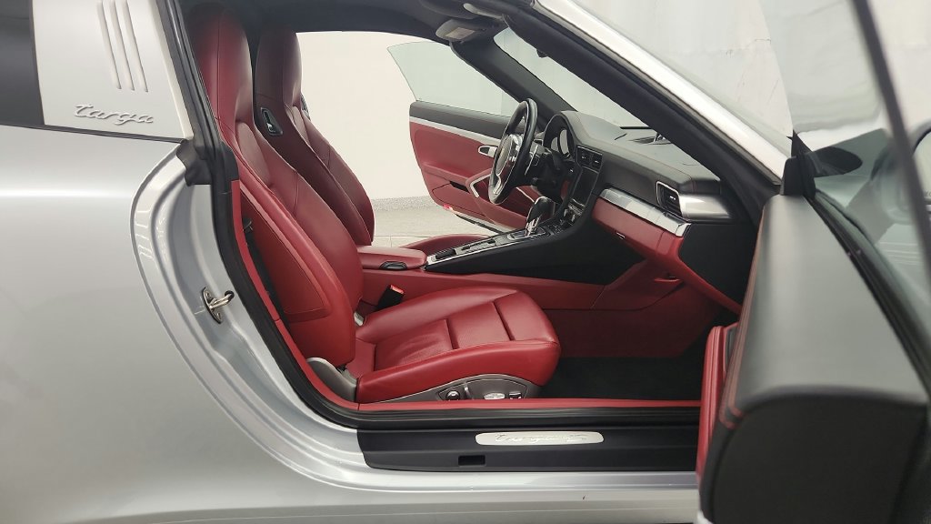 Used 2015 Porsche 911 Targa 4S AWD/4WD image 34