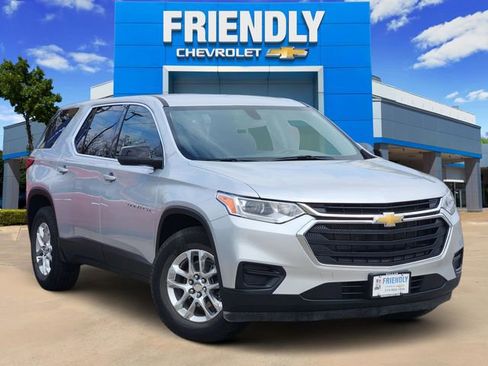 Used 2021 Chevrolet Traverse LS w/ LPO, Floor Liner Package image 1