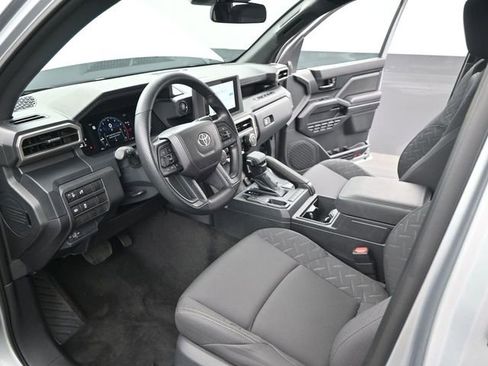 Used 2026 Toyota Tacoma SR w/ SR Upgrade Package image 4