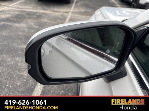 Used 2024 Honda CR-V EX-L image 12