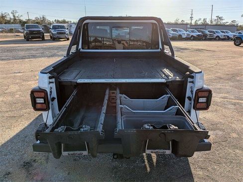 Used 2021 Jeep Gladiator Rubicon image 14