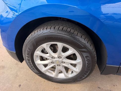 Used 2019 Chevrolet Equinox LT FWD image 14