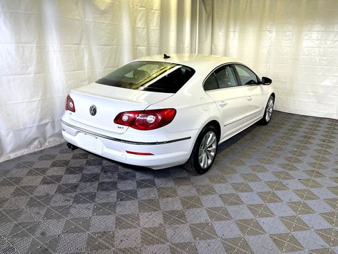 Used 2010 Volkswagen CC Sport image 6