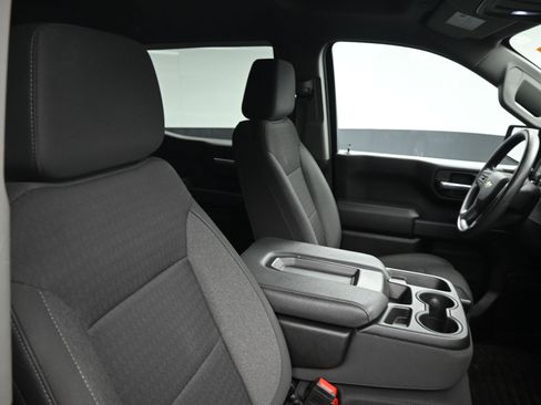 Used 2024 Chevrolet Silverado 1500 Custom image 21