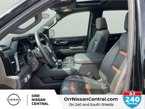 Used 2023 GMC Sierra 1500 AT4 w/ Technology Package AWD/4WD image 15