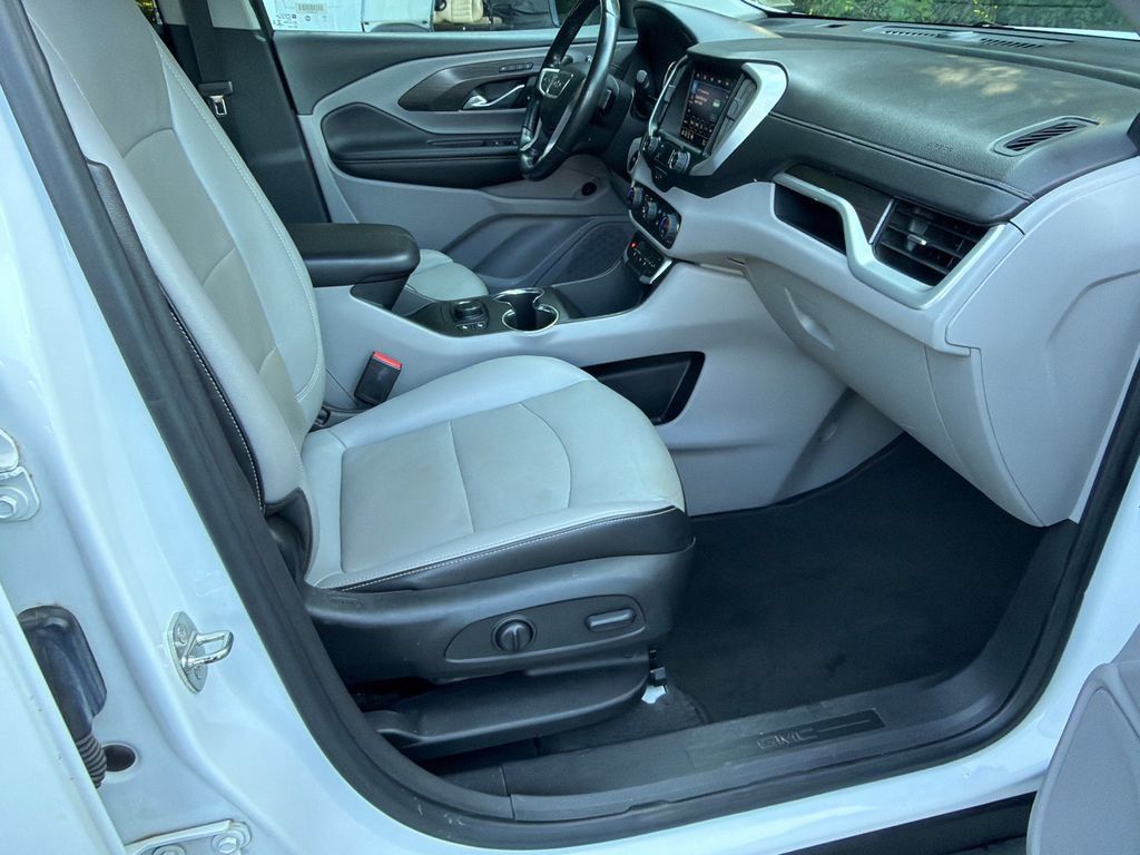 Used 2022 GMC Terrain SLT AWD/4WD image 13