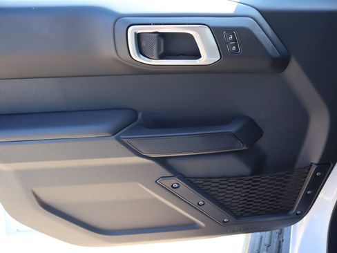 New 2026 Ford Bronco Outer Banks AWD/4WD image 16