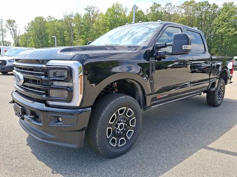 New 2025 Ford F250 Platinum image 2