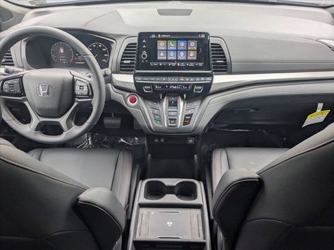 Used 2026 Honda Odyssey Sport-L image 17