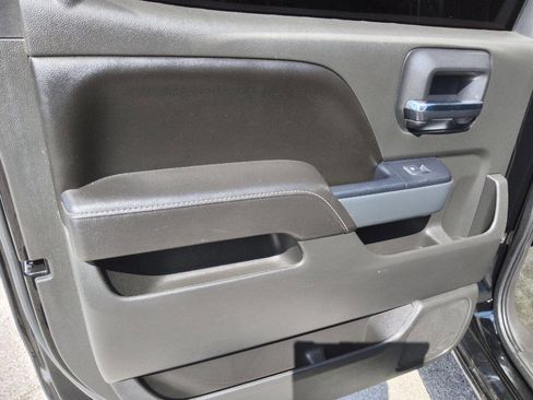 Used 2017 Chevrolet Silverado 1500 LT w/ Texas Edition RWD image 18