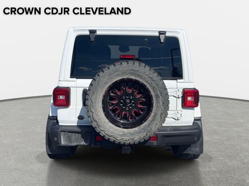 Used 2021 Jeep Wrangler Unlimited Rubicon AWD/4WD image 5