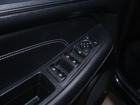 Used 2024 Ford Edge Titanium image 14