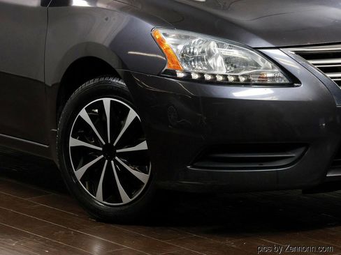 Used 2013 Nissan Sentra SV image 3