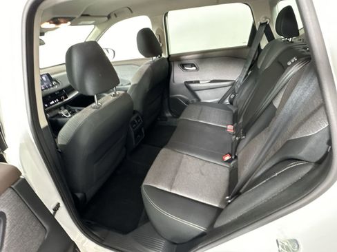 Used 2021 Nissan Rogue SV AWD/4WD image 22