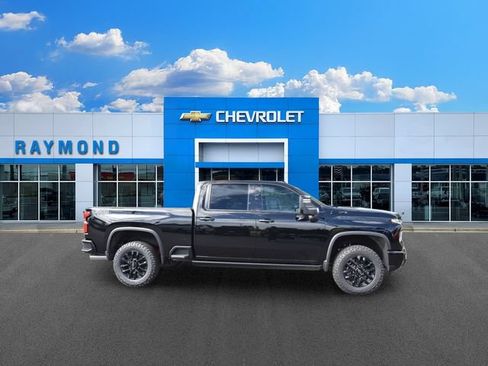 New 2026 Chevrolet Silverado 2500 LTZ w/ Trail Boss Package AWD/4WD image 2