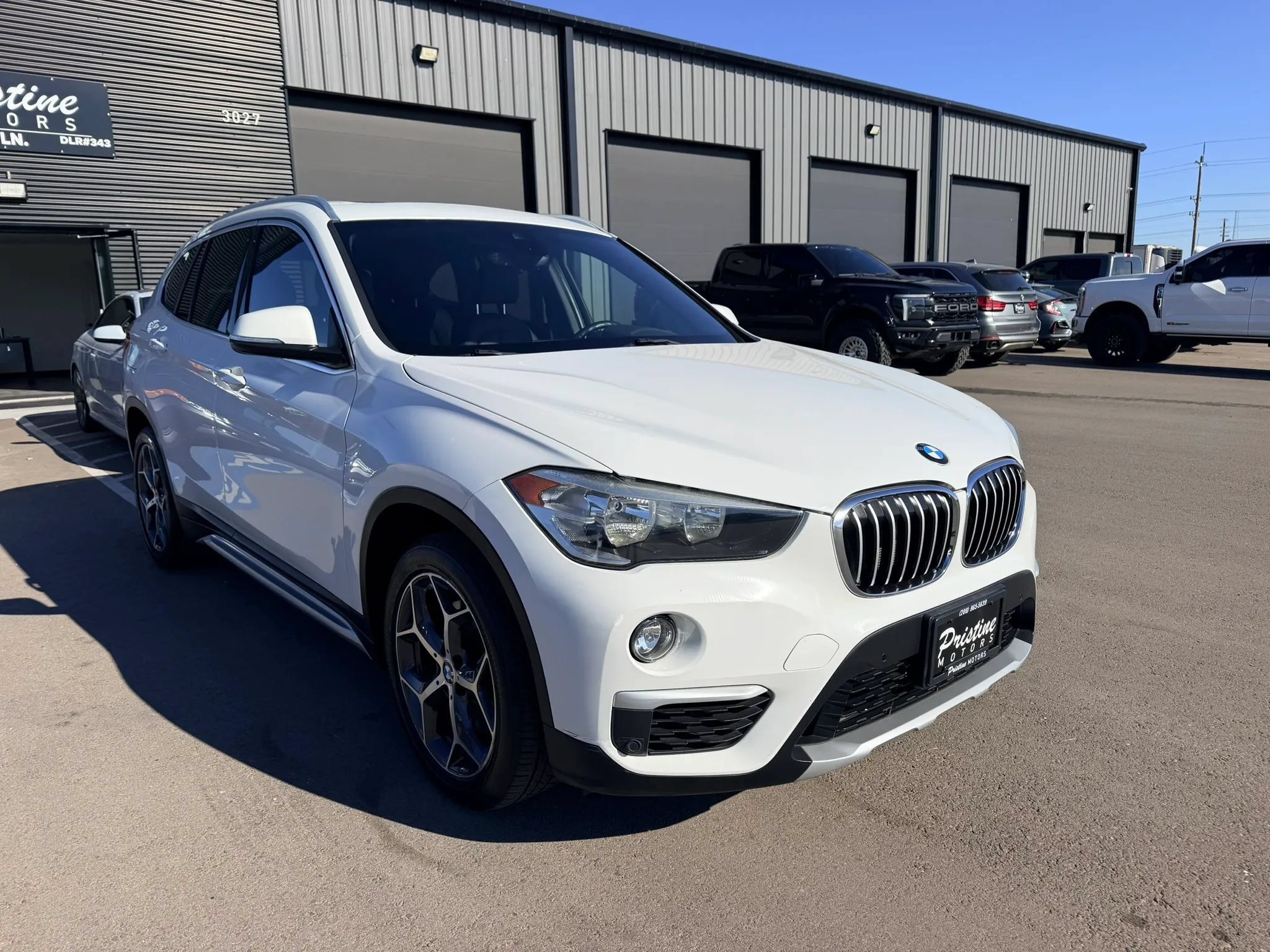 Used 2019 BMW X1 xDrive28i w/ Convenience Package AWD/4WD image 3