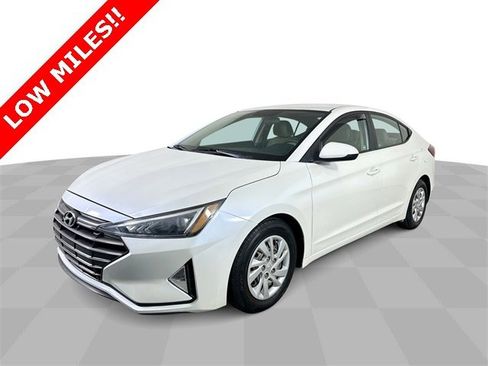Used 2019 Hyundai Elantra SE image 4