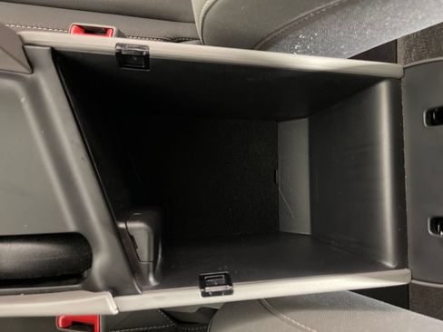 Certified 2025 Hyundai Elantra Sport FWD image 25