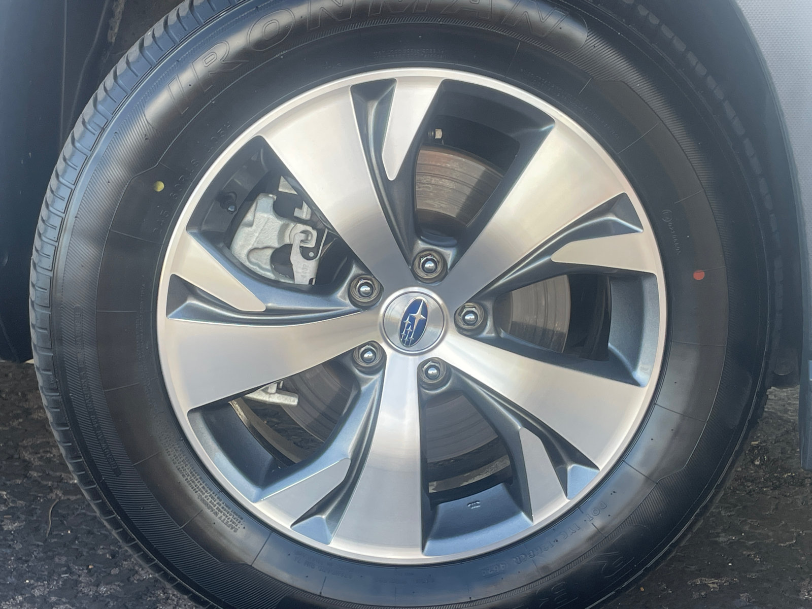 Used 2024 Subaru Ascent Premium w/ Convenience Package AWD/4WD image 8