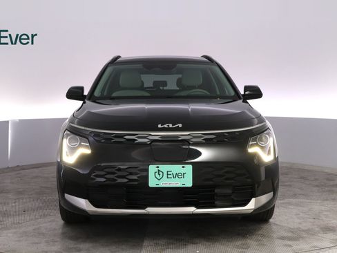 Used 2023 Kia Niro Wind FWD image 12