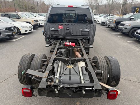 Used 2023 Ford F350 Lariat image 11