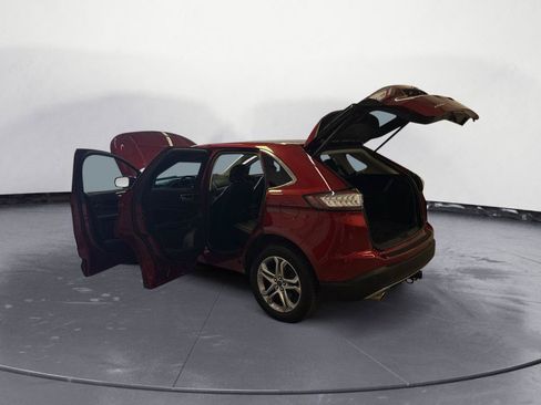 Used 2016 Ford Edge Titanium w/ Equipment Group 302A AWD/4WD image 12