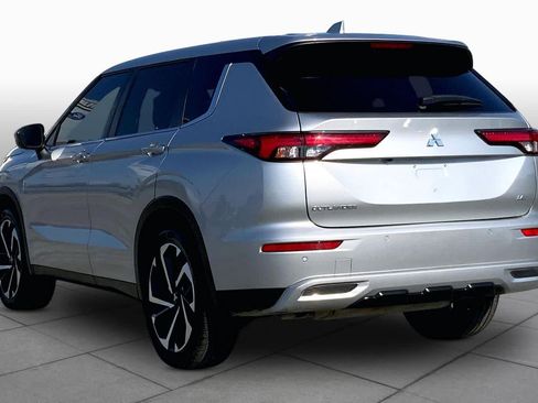 Used 2022 Mitsubishi Outlander SE FWD image 12