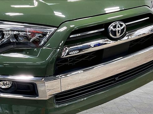 Certified 2022 Toyota 4Runner Limited AWD/4WD image 30