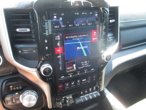 Used 2020 RAM 1500 Laramie AWD/4WD image 28