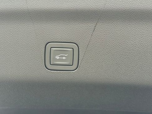 New 2026 GMC Yukon Elevation image 22