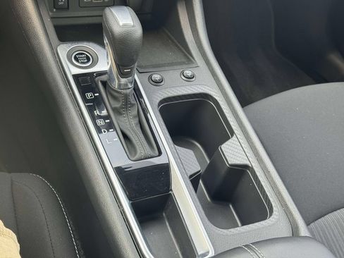 Used 2024 Nissan Sentra SV FWD image 28