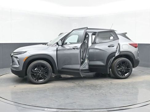 New 2026 Chevrolet TrailBlazer LT w/ Midnight Edition FWD image 49