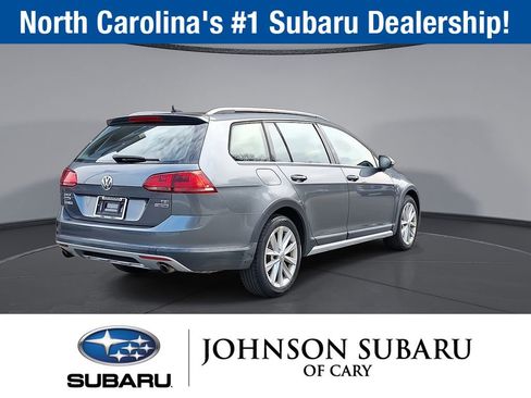 Used 2017 Volkswagen Golf Alltrack SE image 26
