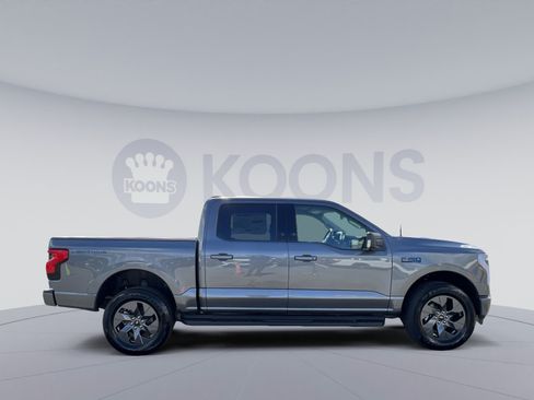 New 2025 Ford F150 Lightning Flash AWD/4WD image 8
