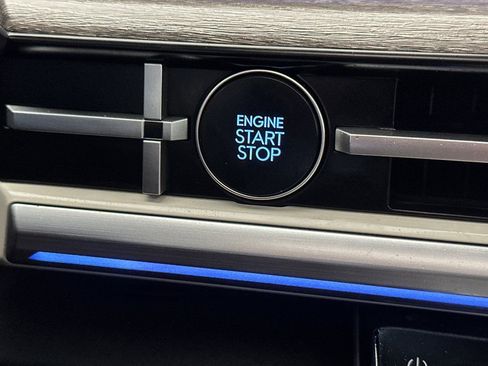 Used 2024 Hyundai Santa Fe Limited image 22