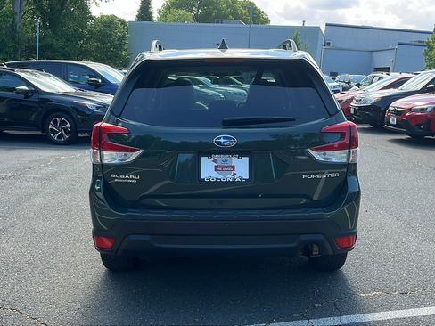 Certified 2022 Subaru Forester Premium AWD/4WD image 7