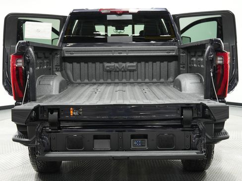 New 2026 GMC Sierra 2500 Denali Ultimate image 13