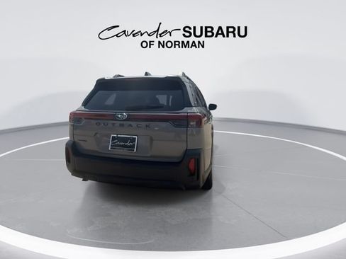 Used 2026 Subaru Outback Premium AWD/4WD image 7